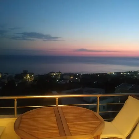 Balcony View 아파트 Gjilek